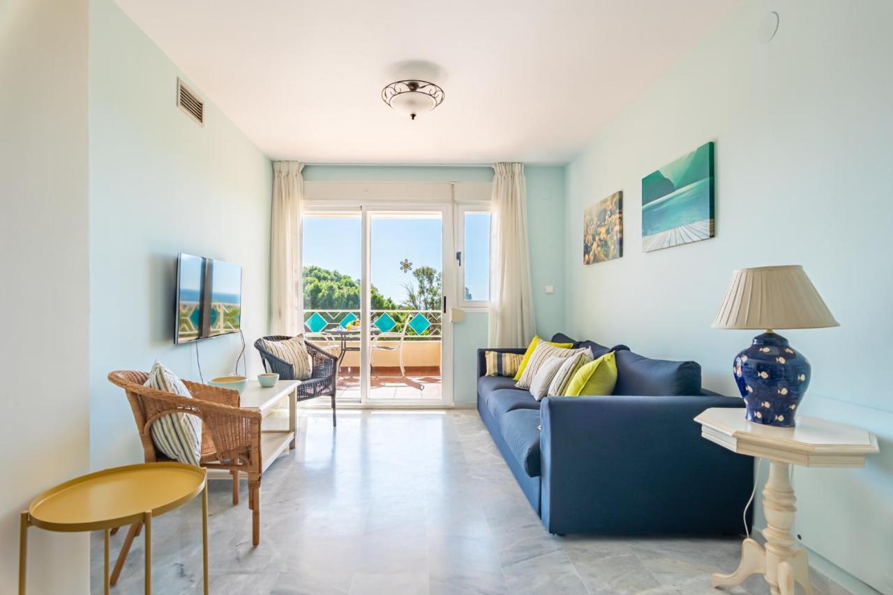 Sun & Sand Beach Apartment Марбелья Екстер'єр фото